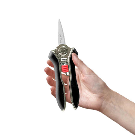 Stainless Steel 6” Secateurs with Serrated Base - Thumbnail 4