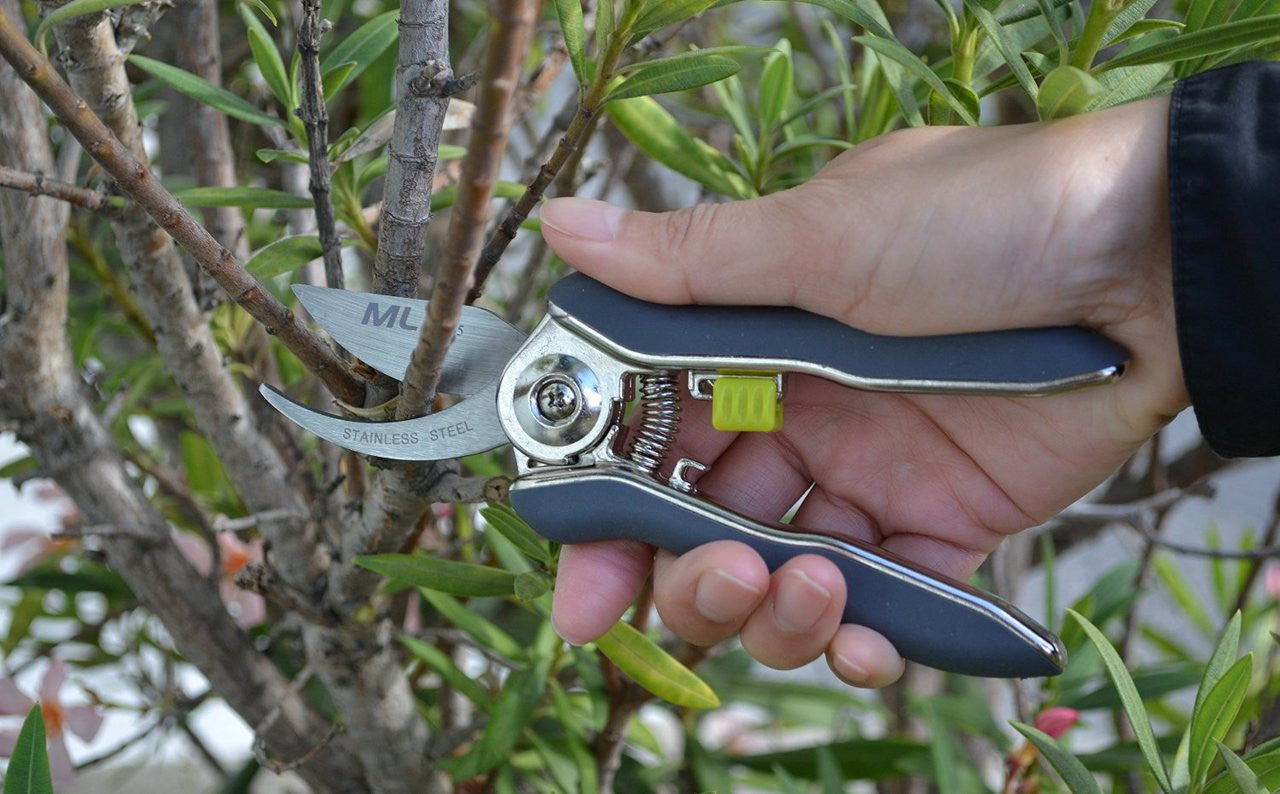 ML TOOLS Ultra Sharp 6.5 inch Compact Trimming Pruners